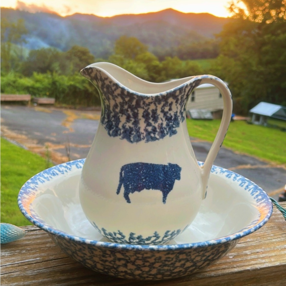 Folk Craft Sponge Pitcher and Bowl